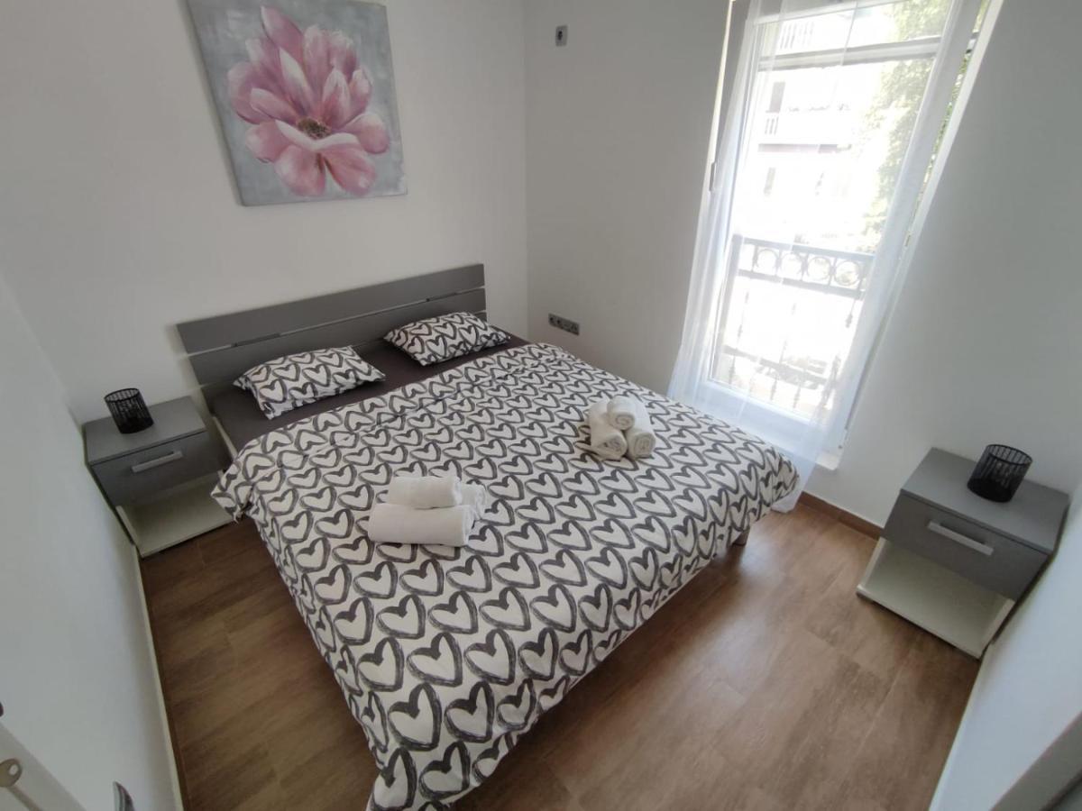 Apartman Ivana Биоград-на-Мору Экстерьер фото