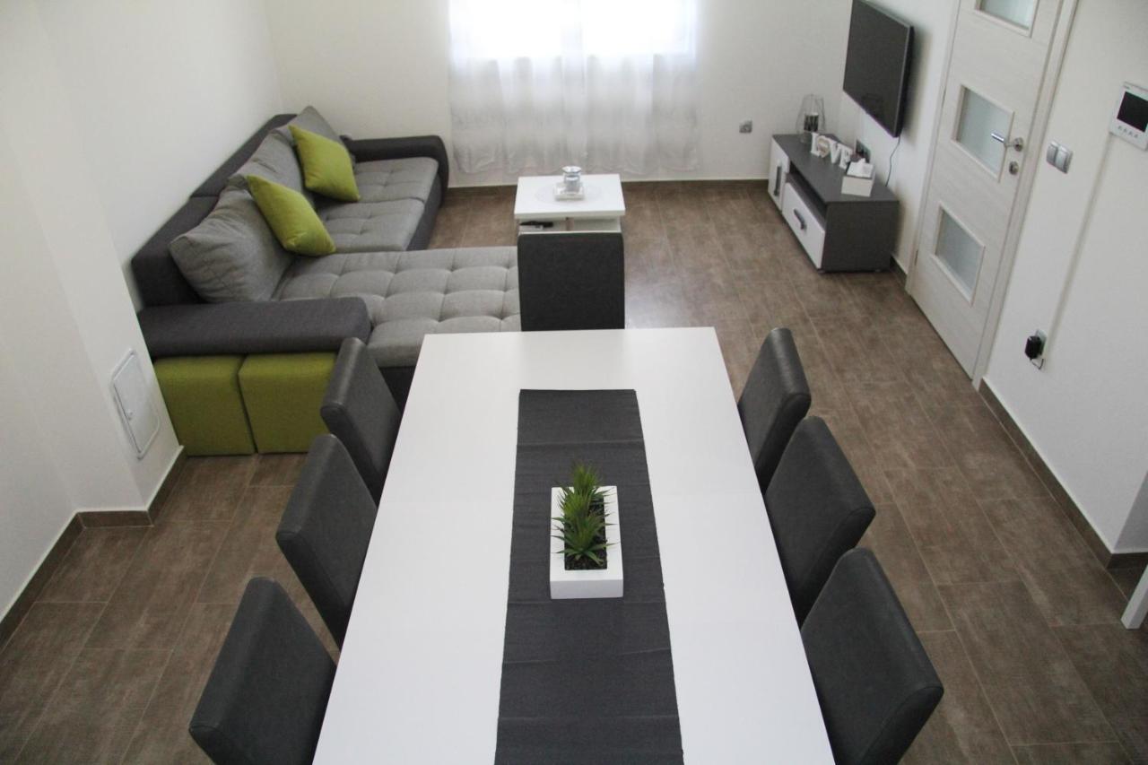 Apartman Ivana Биоград-на-Мору Экстерьер фото