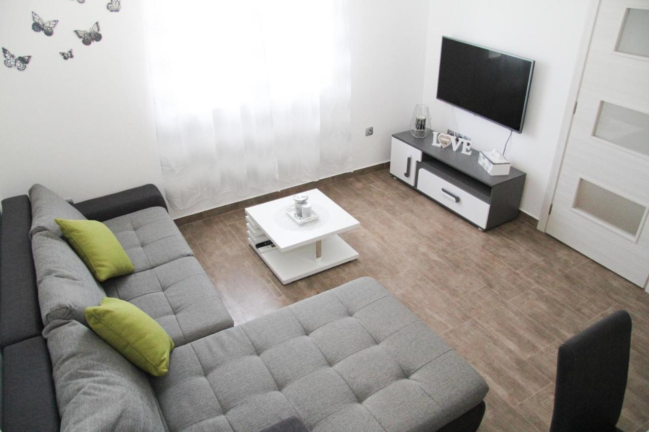 Apartman Ivana Биоград-на-Мору Экстерьер фото
